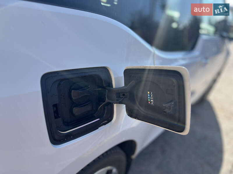 Хэтчбек BMW I3 2013 в Шептицькому
