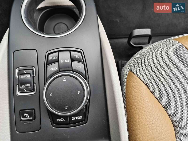 Хетчбек BMW I3 2016 в Тернополі