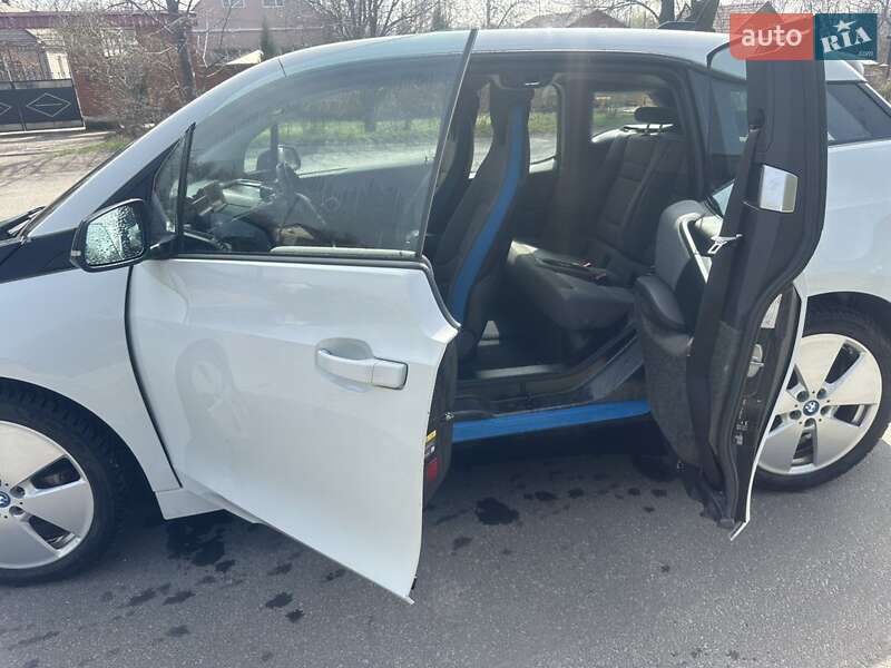 Хэтчбек BMW I3 2017 в 