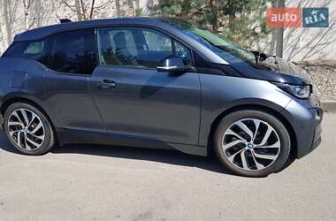 Хетчбек BMW I3 2016 в 