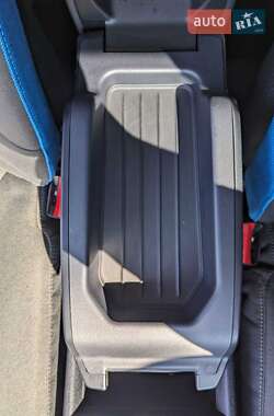 Хэтчбек BMW I3 2015 в 