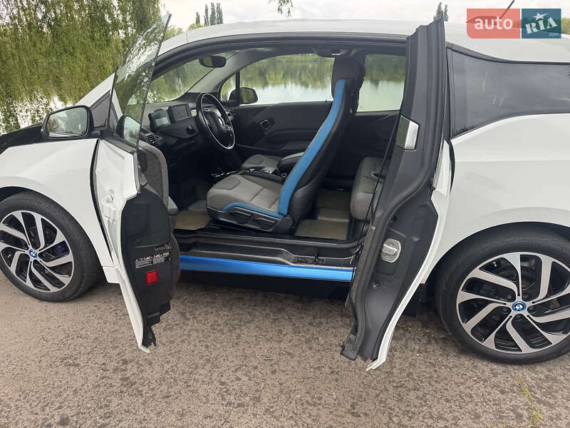 Хэтчбек BMW I3 2015 в Ровно