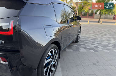 Хетчбек BMW I3 2015 в 