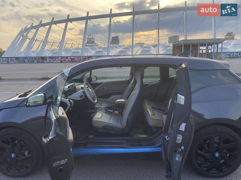 Хэтчбек BMW I3 2014 в Киеве