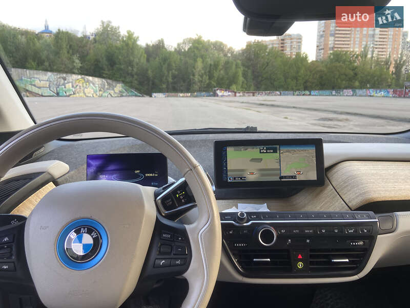 Хэтчбек BMW I3 2014 в Киеве