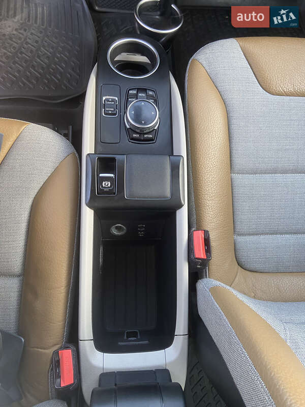 Хэтчбек BMW I3 2014 в Киеве