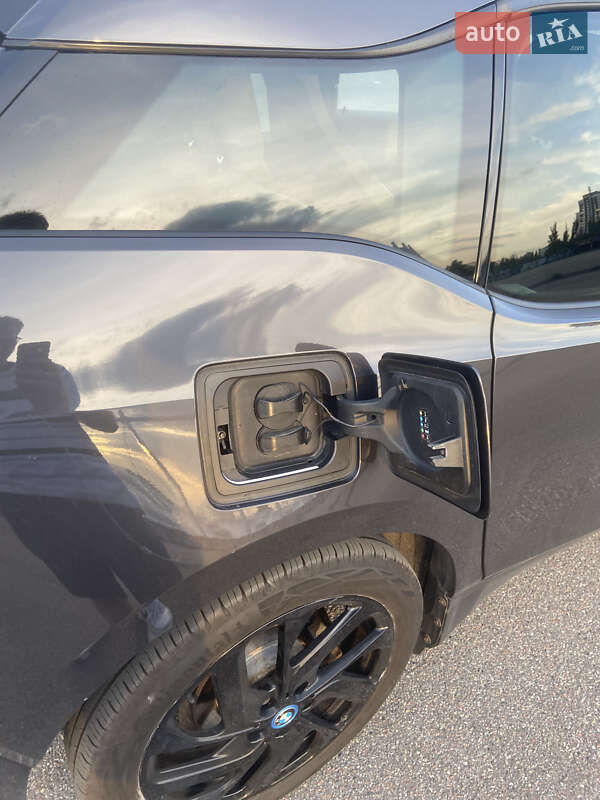 Хэтчбек BMW I3 2014 в Киеве