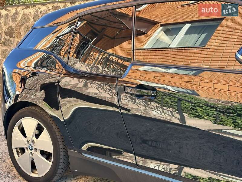 Хэтчбек BMW I3 2017 в Софиевской Борщаговке фото 18 Хэтчбек BMW I3 2017 в Софиевской Борщаговке