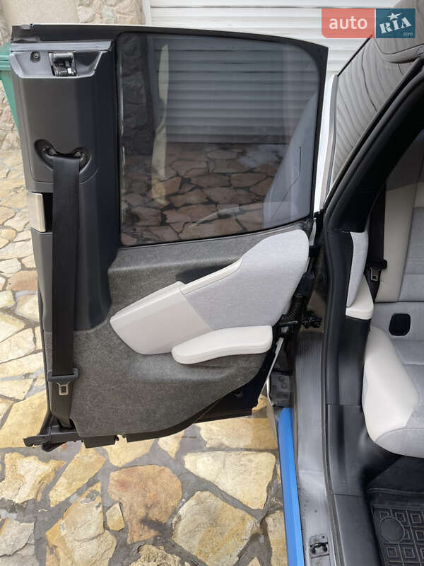 Хэтчбек BMW I3 2015 в Одессе