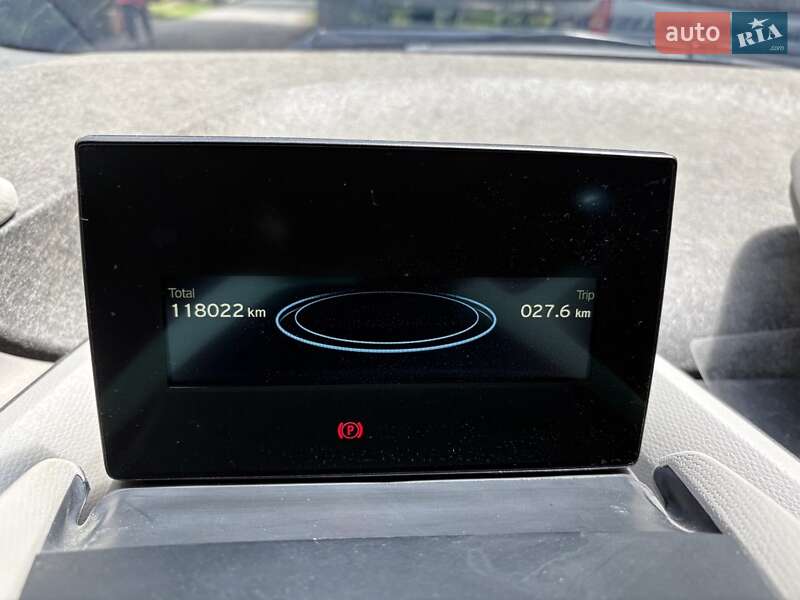 Хэтчбек BMW I3 2015 в Черновцах