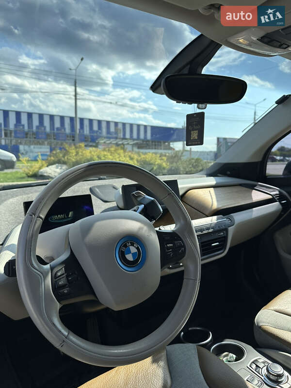 Хэтчбек BMW I3 2016 в Черновцах