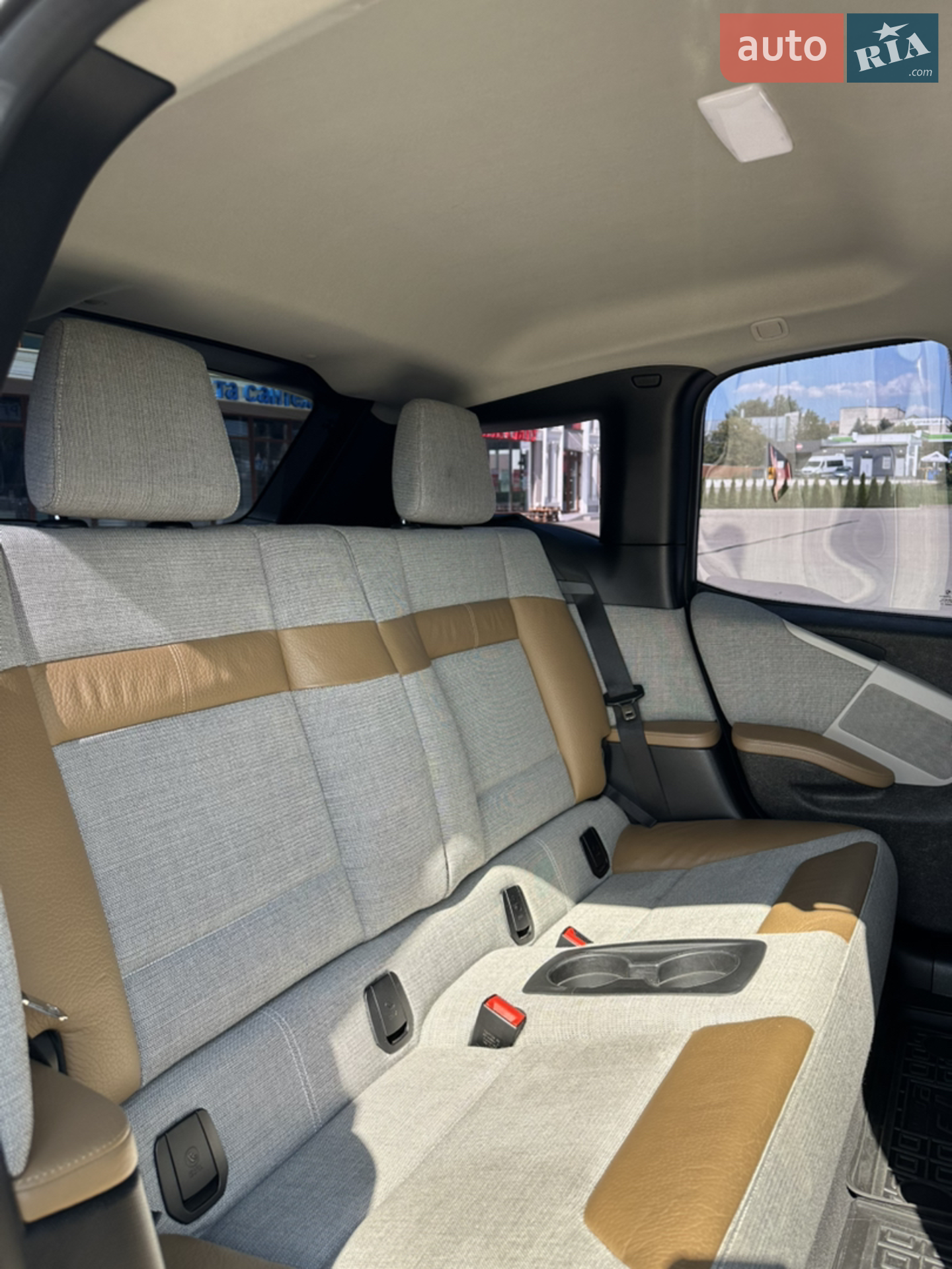 2016 BMW i3 - мініатюра 14