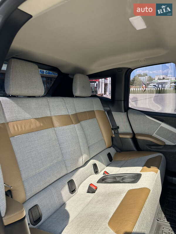 Хэтчбек BMW I3 2016 в Черновцах