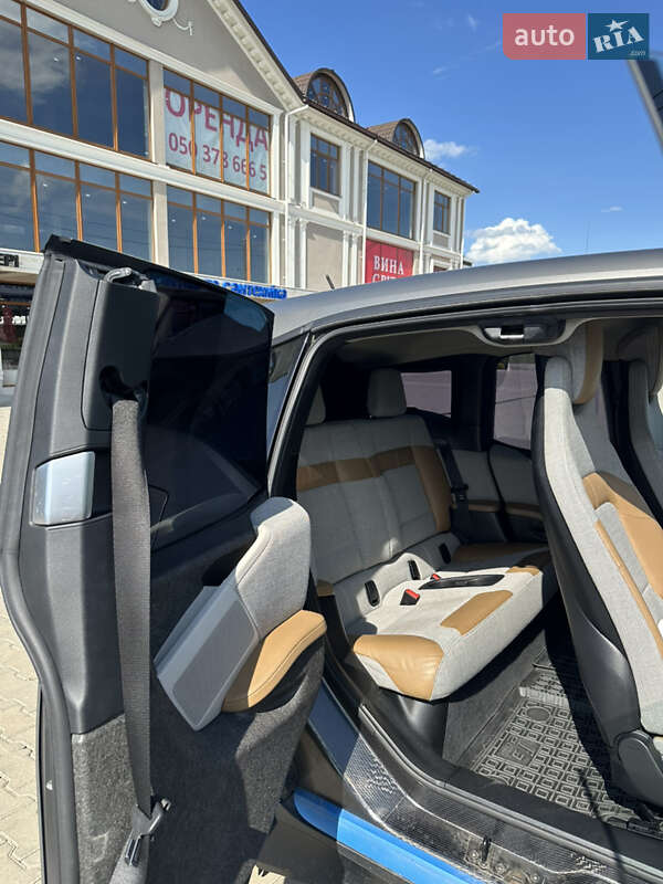 Хэтчбек BMW I3 2016 в Черновцах