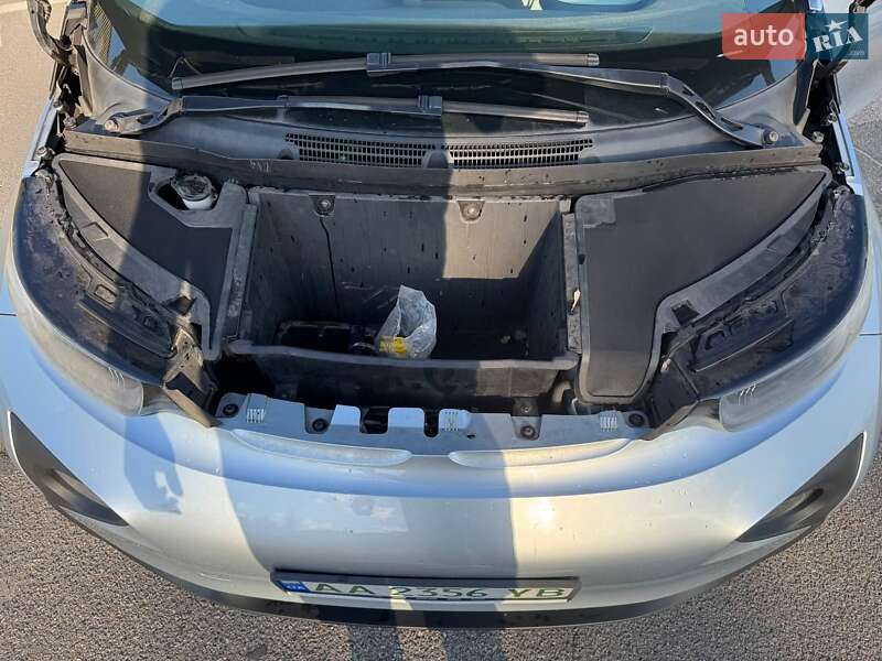 Хэтчбек BMW I3 2014 в Киеве