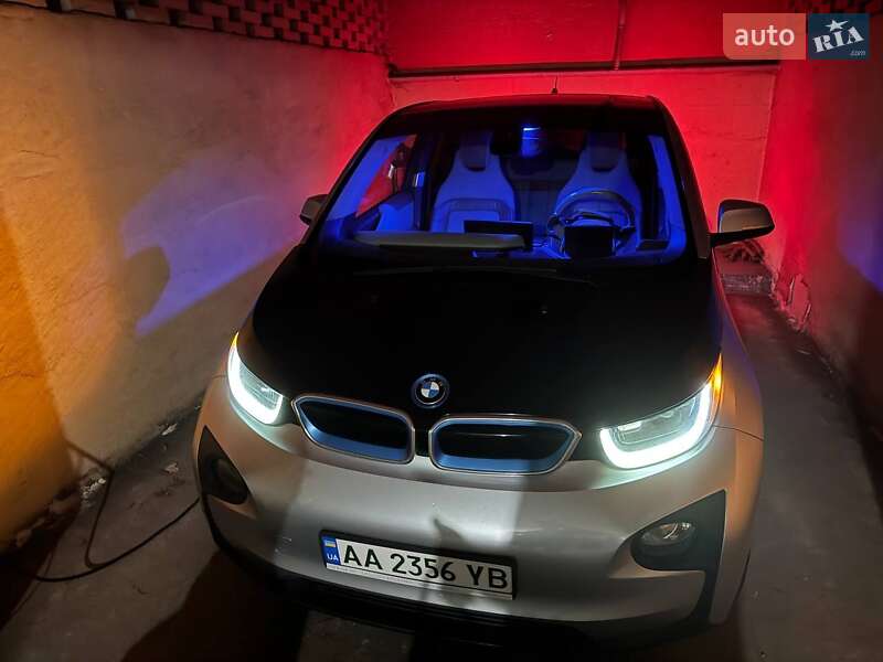 Хэтчбек BMW I3 2014 в Киеве