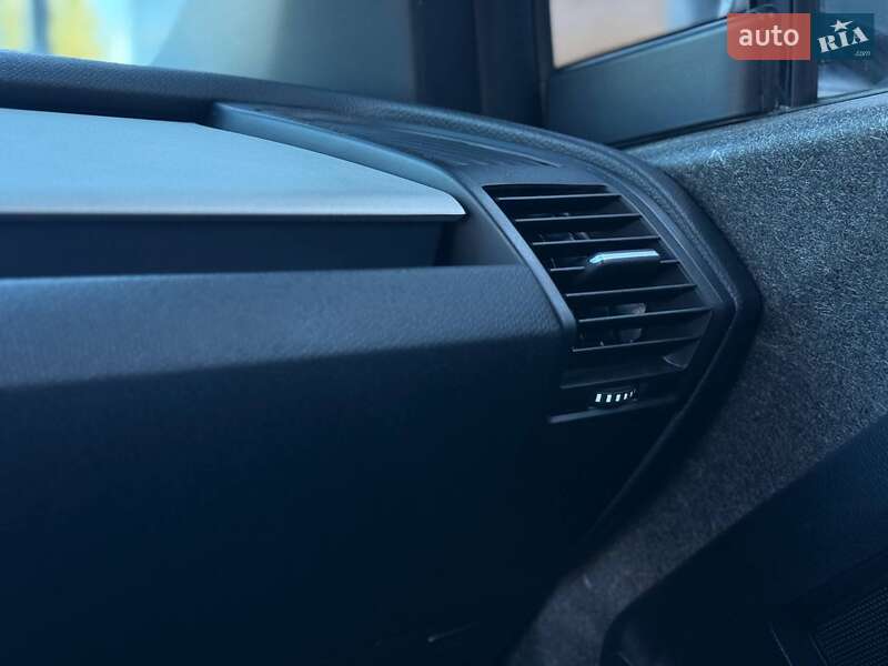 Хетчбек BMW I3 2016 в Рівному