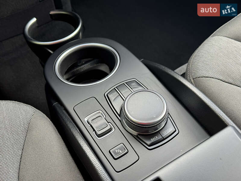 Хэтчбек BMW I3 2017 в Каменец-Подольском