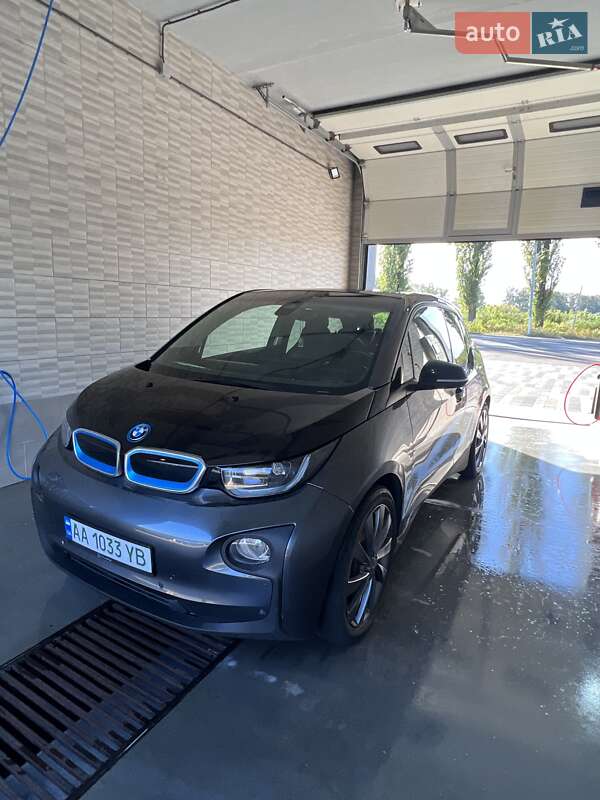 Хэтчбек BMW I3 2016 в Киеве фото Хэтчбек BMW I3 2016 в Киеве