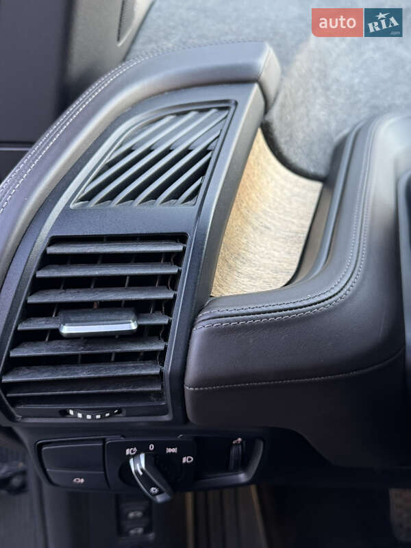 Хэтчбек BMW I3 2014 в Киеве