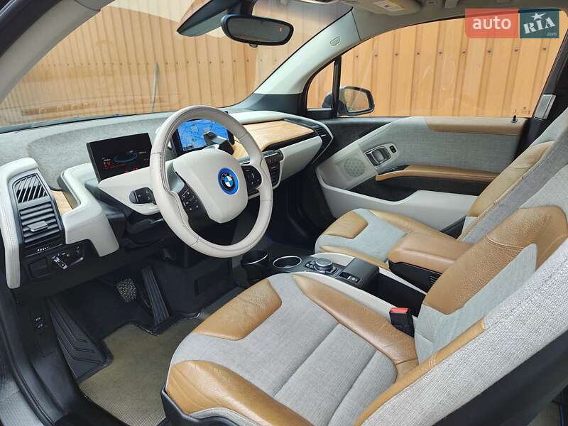 Хэтчбек BMW I3 2015 в Каменец-Подольском
