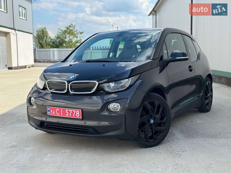 Хетчбек BMW I3 2015 в  фото Хетчбек BMW I3 2015 в