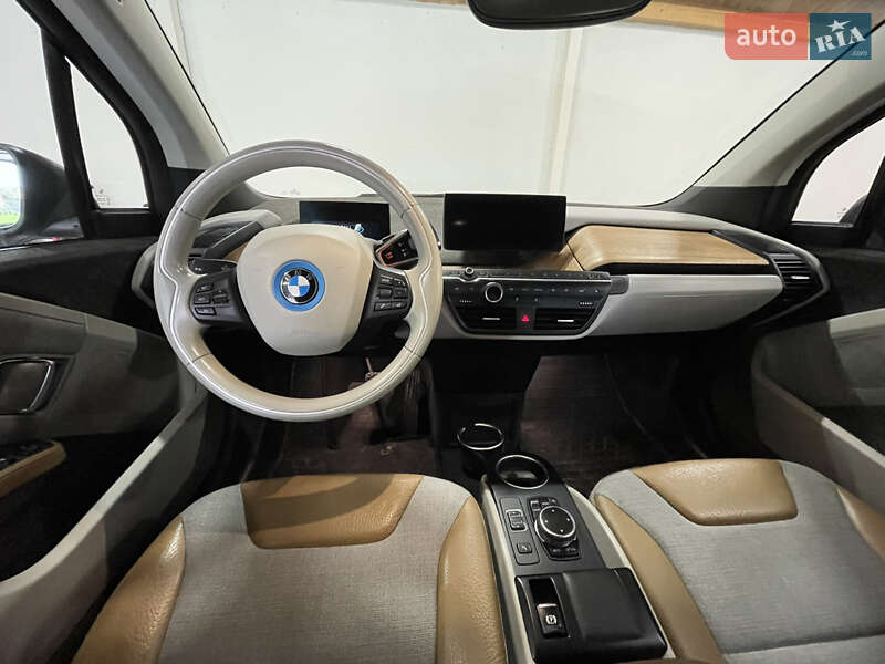 Хэтчбек BMW I3 2014 в 