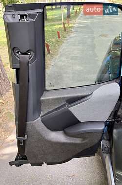 Хэтчбек BMW I3 2018 в 
