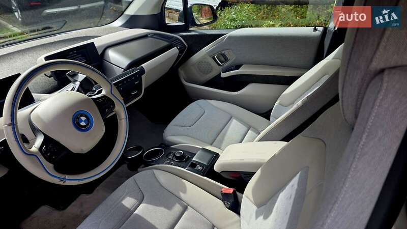 Хэтчбек BMW I3 2014 в Калуше