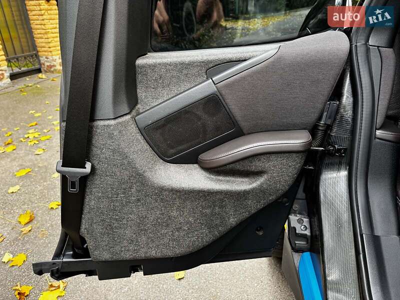 Хэтчбек BMW I3 2016 в Киеве