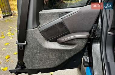 Хетчбек BMW I3 2016 в 