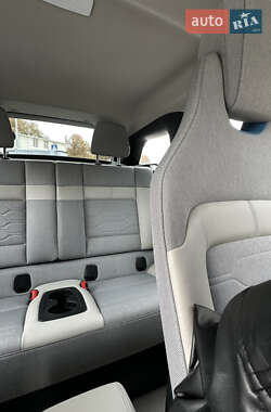 Хэтчбек BMW I3 2014 в 