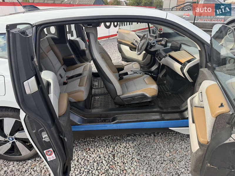 Хэтчбек BMW I3 2016 в Переяславе