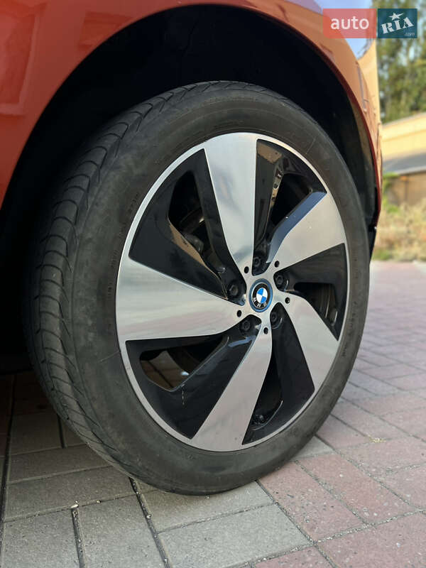 Хэтчбек BMW I3 2014 в Запорожье