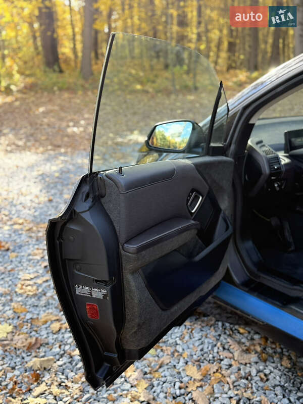 Хэтчбек BMW I3 2015 в Бродах фото 14 Хэтчбек BMW I3 2015 в Бродах