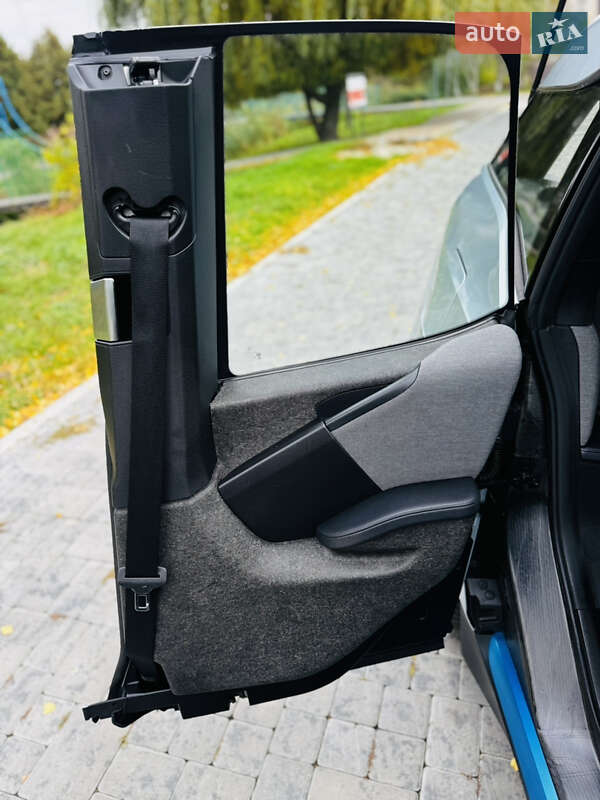 Хэтчбек BMW I3 2014 в Здолбунове фото 27 Хэтчбек BMW I3 2014 в Здолбунове