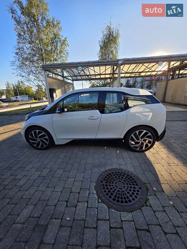 Хэтчбек BMW I3 2015 в Львове
