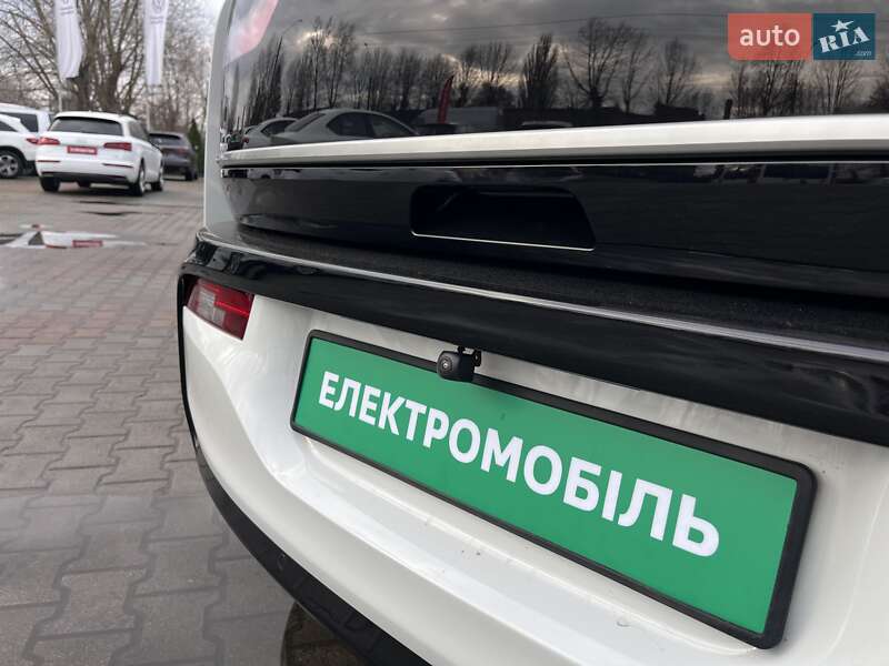 Хетчбек BMW I3 2020 в Житомирі