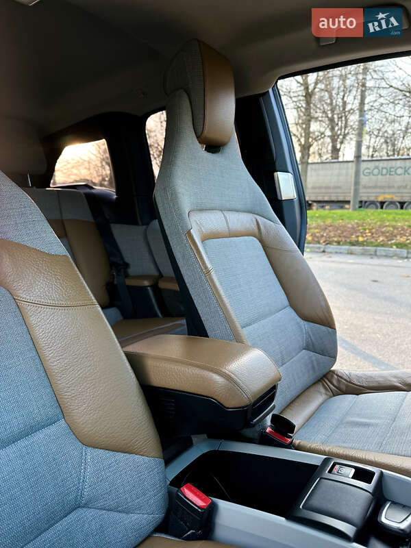 Хэтчбек BMW I3 2014 в Умани