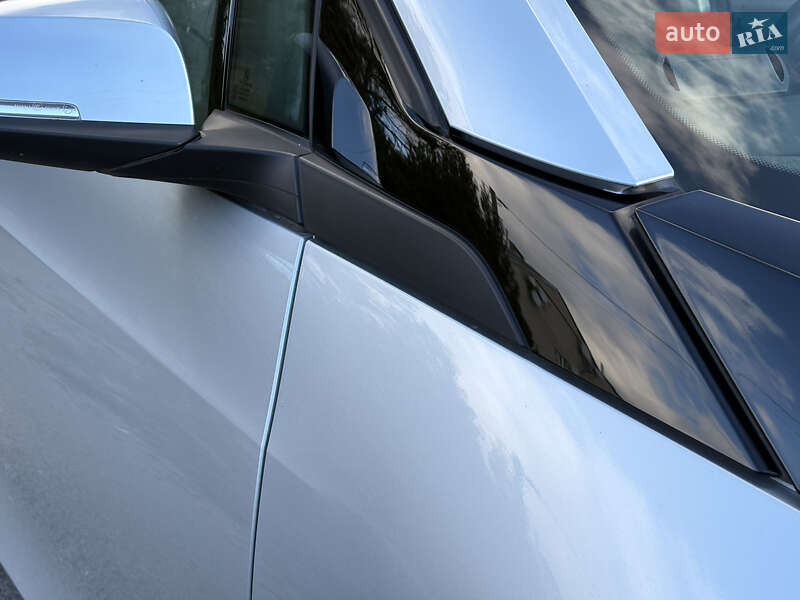 Хетчбек BMW I3 2014 в Луцьку