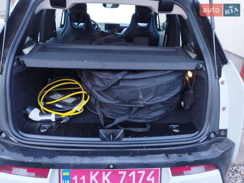 Хэтчбек BMW I3 2015 в Киеве