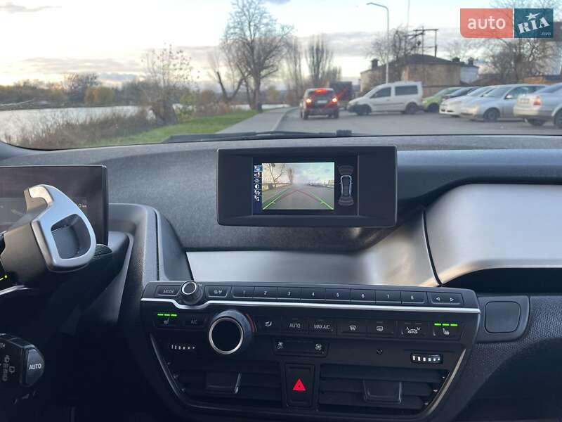 Хэтчбек BMW I3 2015 в Киеве