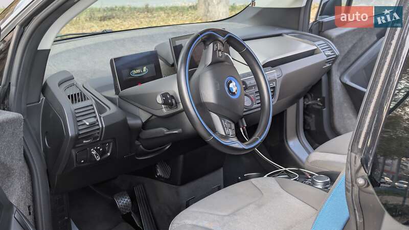 Хэтчбек BMW I3 2017 в Черновцах