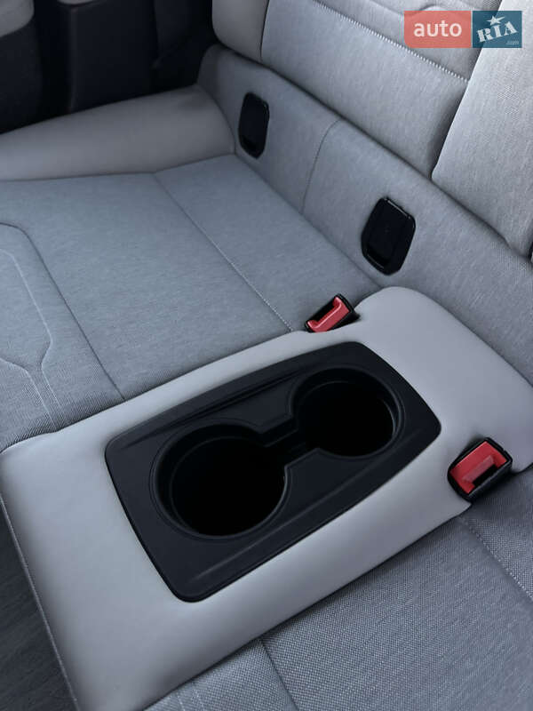 Хэтчбек BMW I3 2015 в Львове