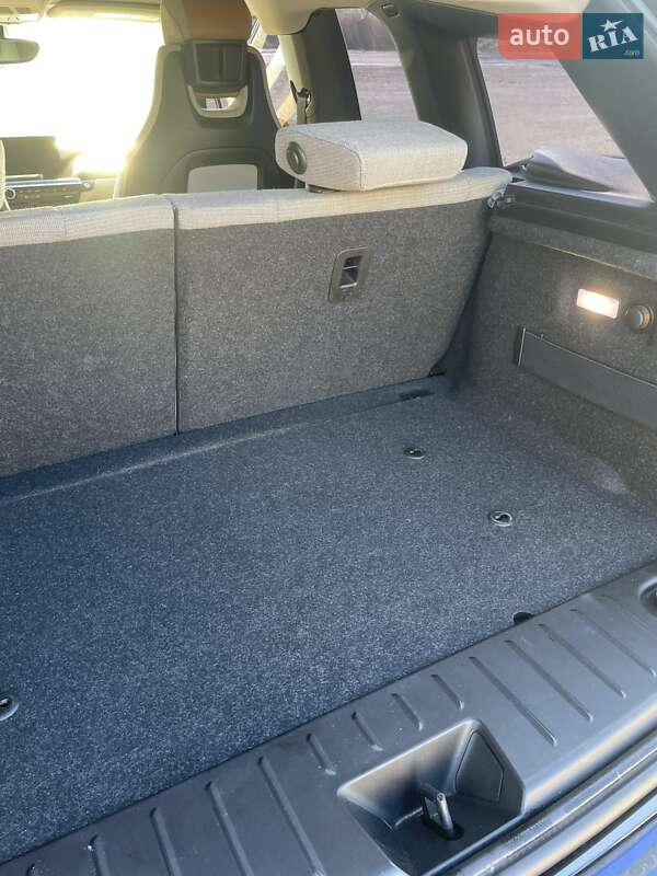 Хетчбек BMW I3 2014 в Чернівцях