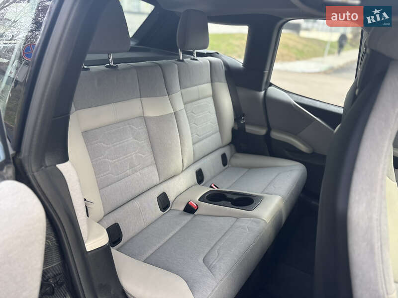 Хэтчбек BMW I3 2016 в Житомире