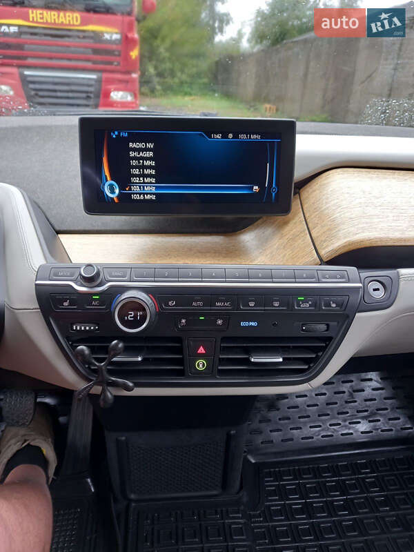 Хетчбек BMW I3 2014 в Хмельницькому