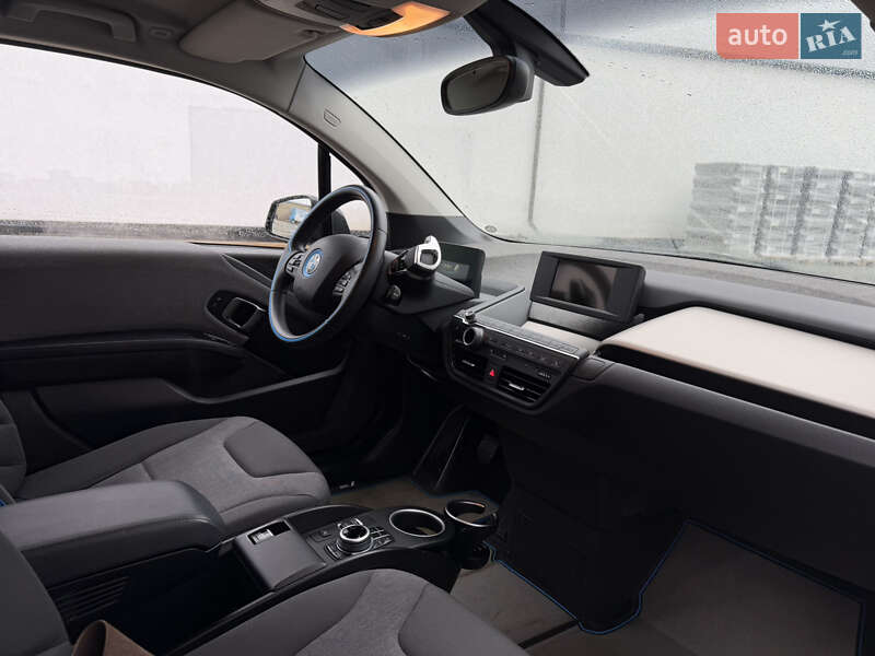 Хэтчбек BMW I3 2016 в Виннице