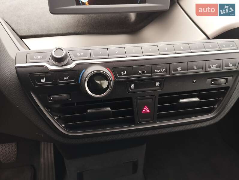 Хэтчбек BMW I3 2015 в Киеве