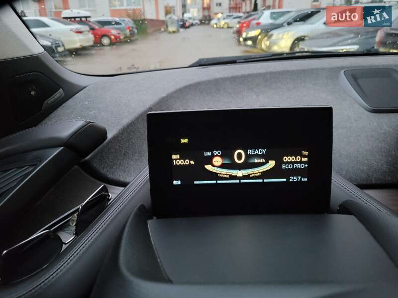 Хэтчбек BMW I3 2016 в Ужгороде